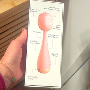 Pink Facial Cleansing Brush with Rose Quartz
